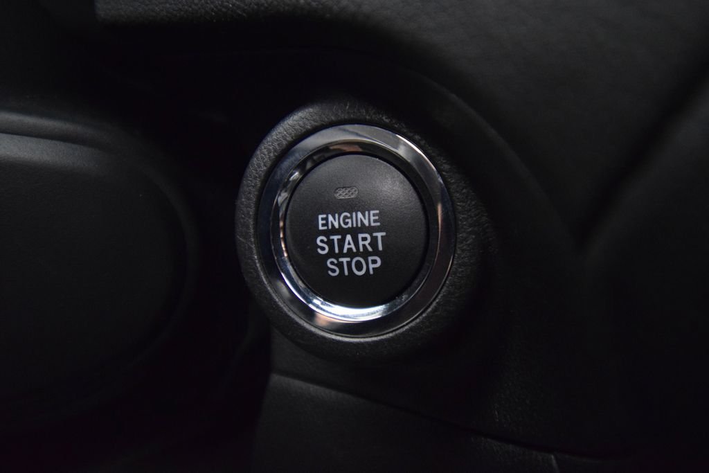 Used 2025 Crystal White Pearl Subaru Limited image 40