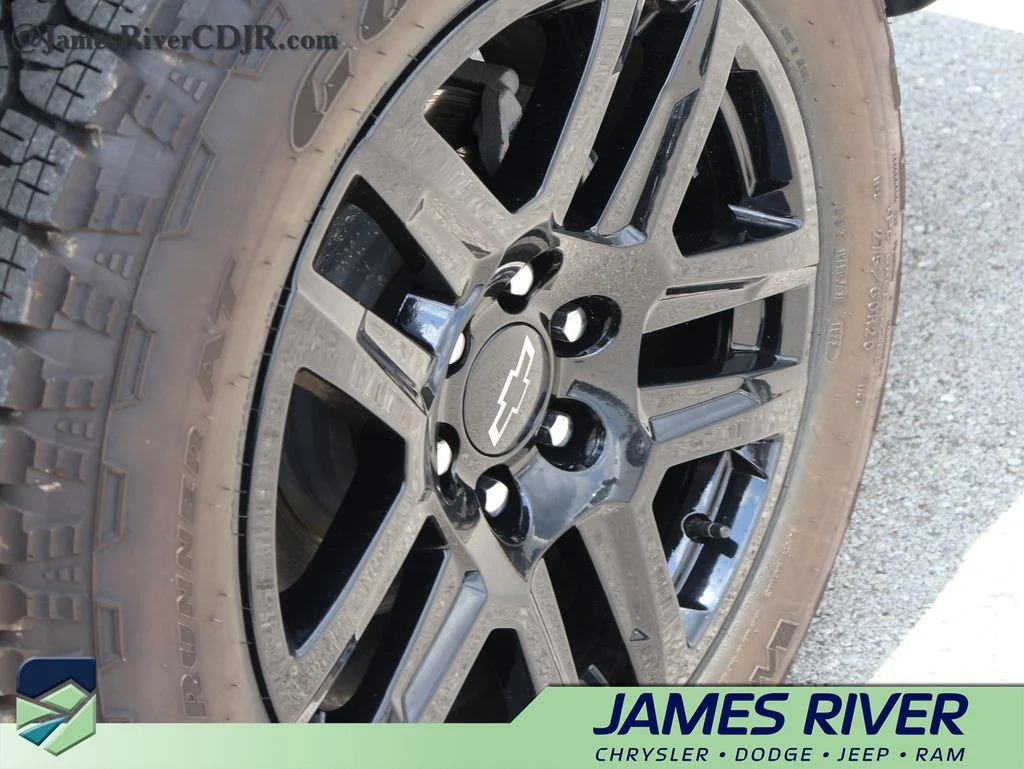 2023 Chevrolet Silverado 1500 RST - Photo 38