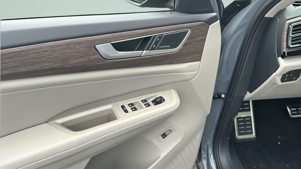 New 2026 Pure Gray Volkswagen 2.0T SEL Premium R-Line image 23