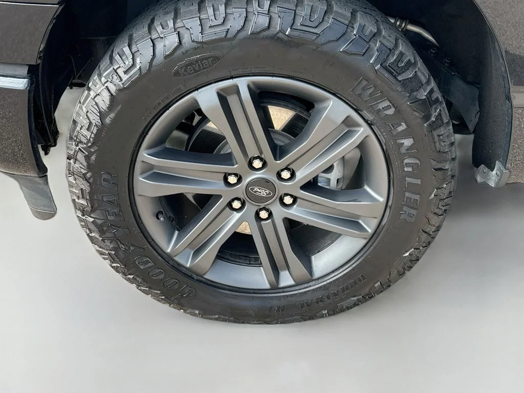 Certified Used 2023 Agate Black Metallic Ford XLT image 23