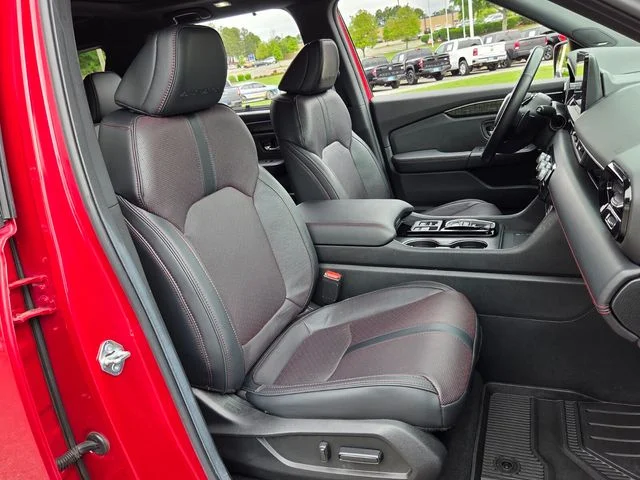 2025 Honda Pilot Black Edition - Photo 23