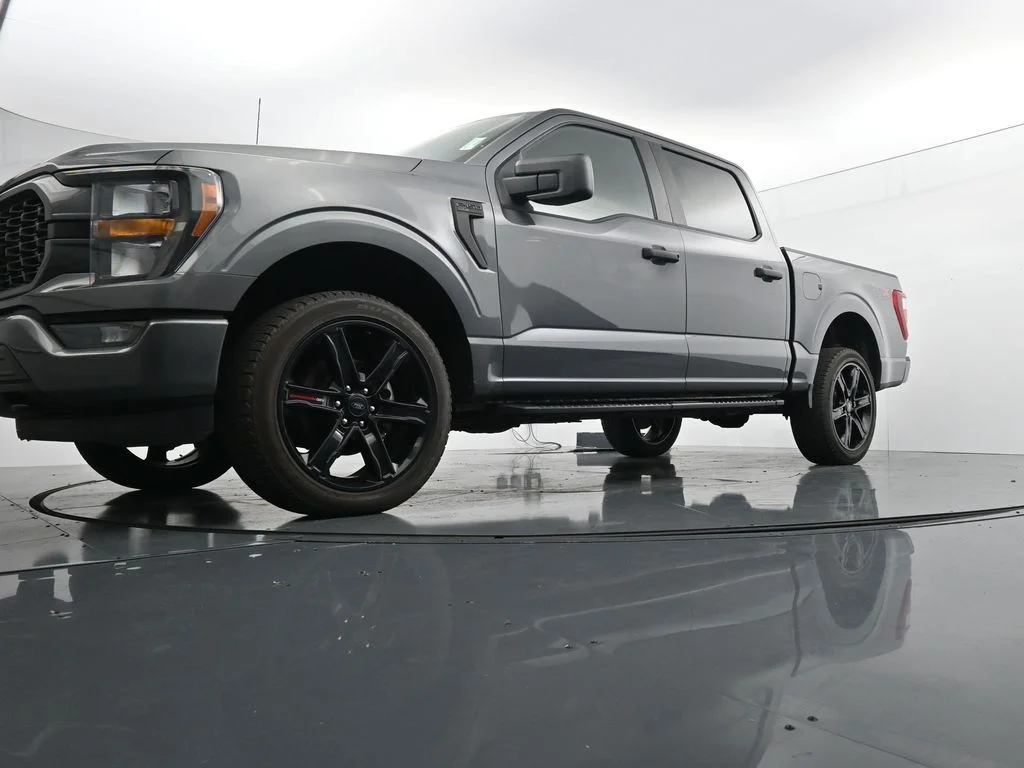 Used 2023 Gray Ford XL image 33