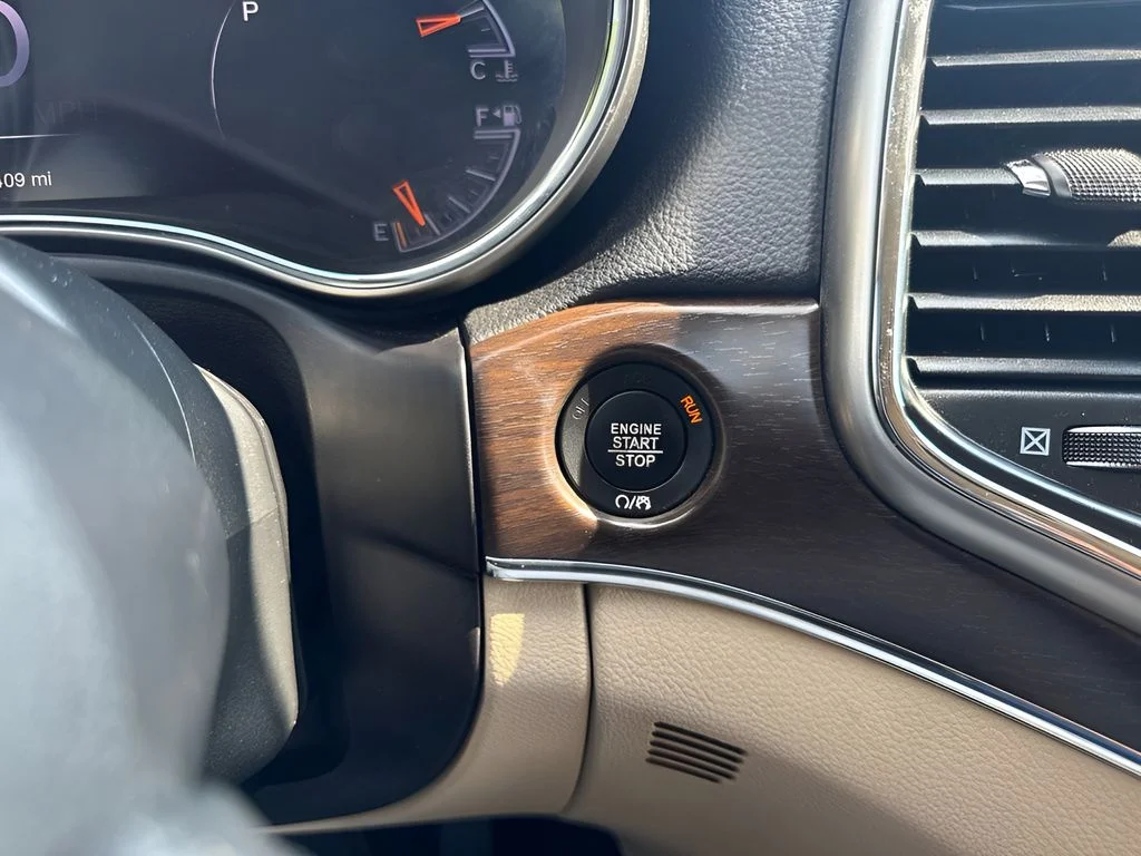 Used 2018 Black Jeep Limited image 12