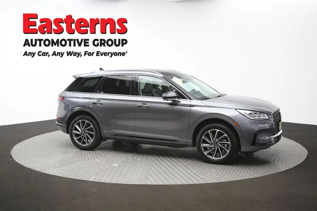 Used 2023 Gray Lincoln Grand Touring image 49