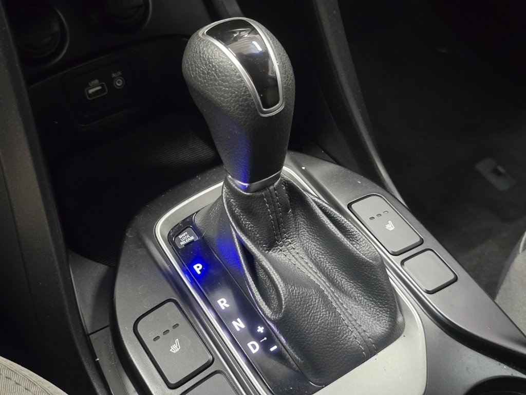 Used 2018 Silver Hyundai 2.4 Base image 29