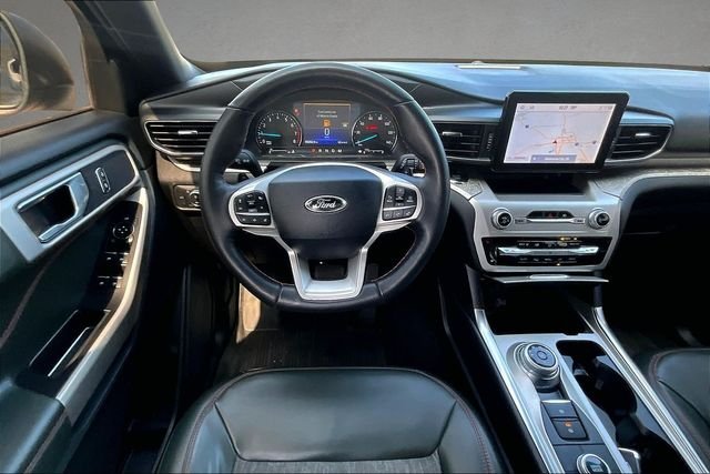 Used 2022 Gray Ford Timberline image 3