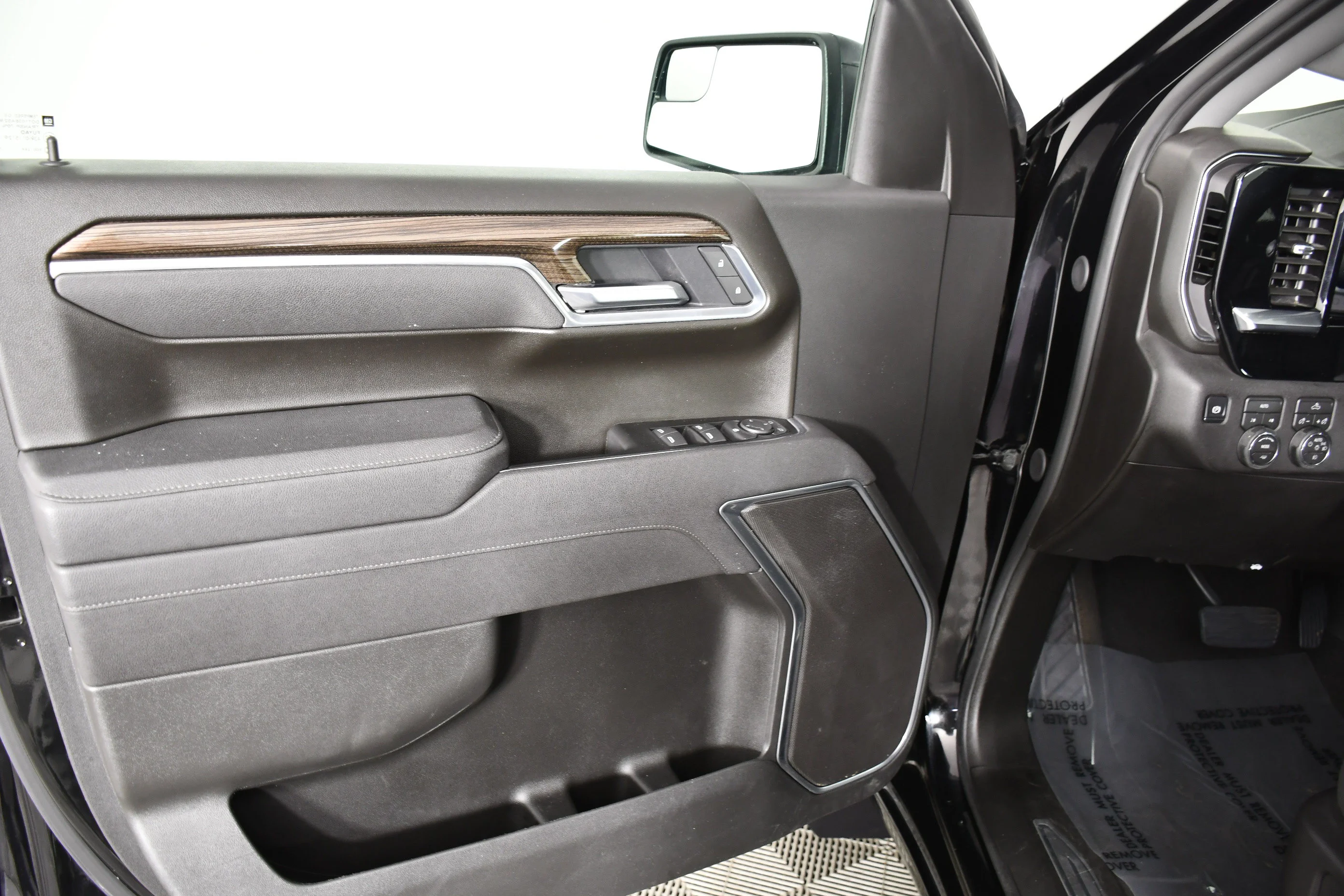 Used 2026 Black Chevrolet RST image 37