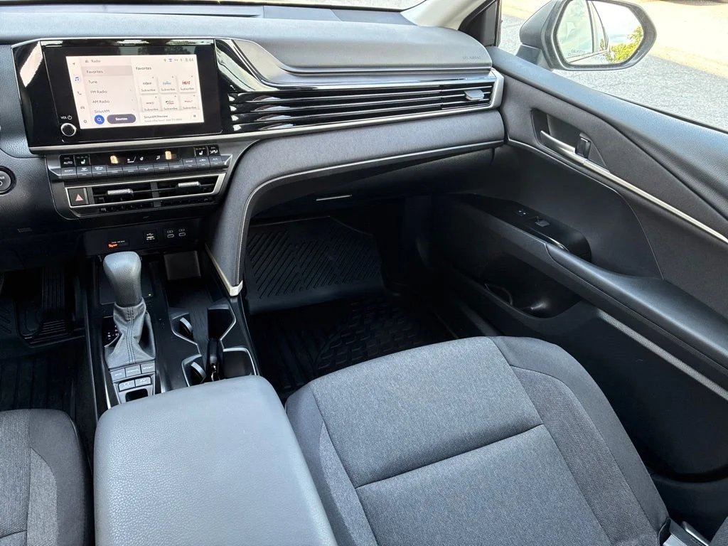 Used 2026  Toyota LE image 12