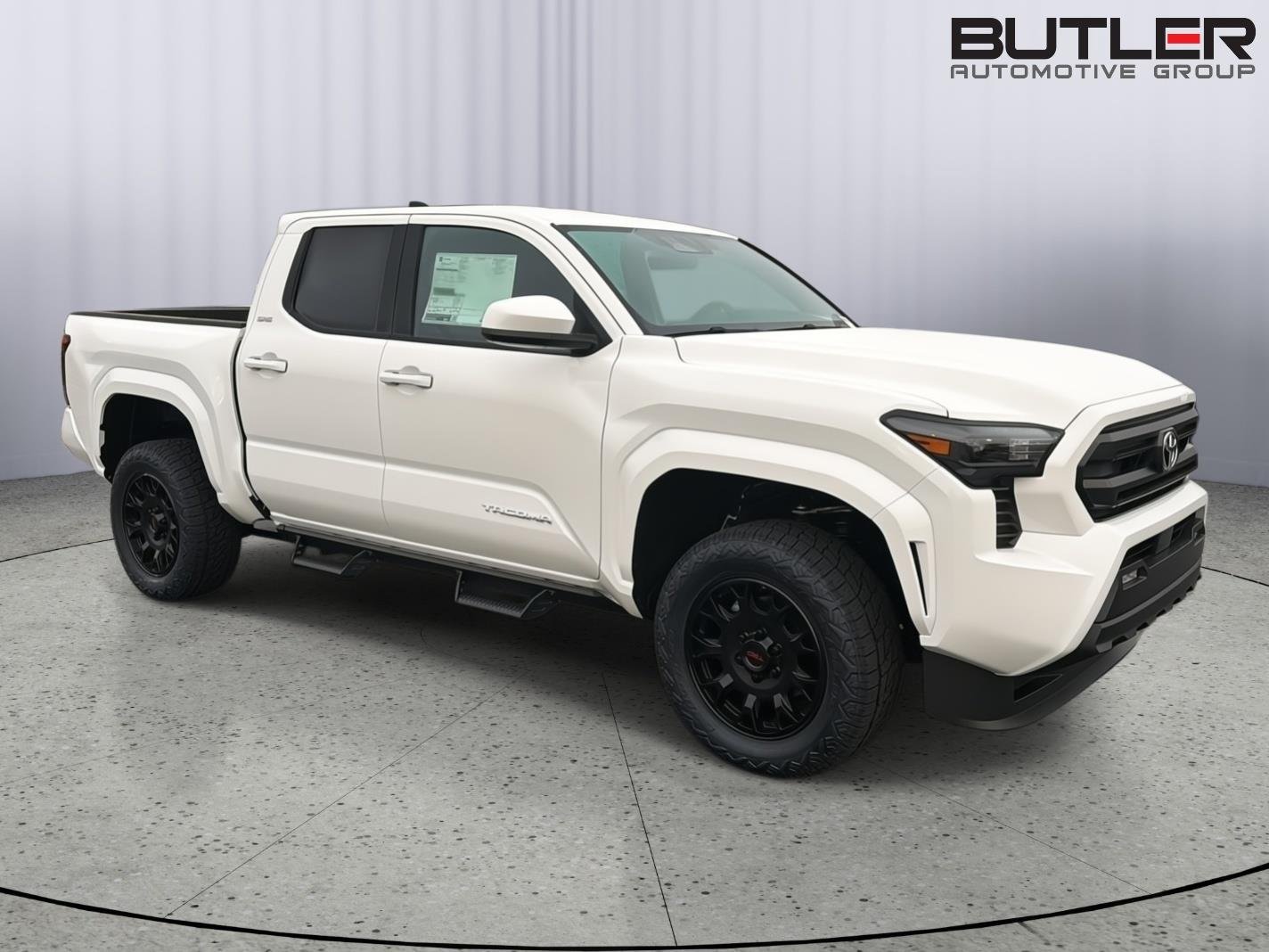 New 2026 Ice Cap Toyota SR5 image 8