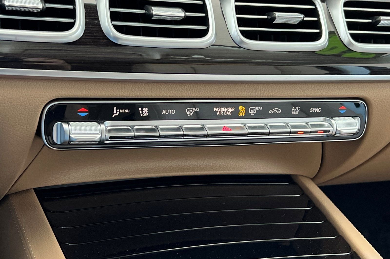 Used 2024 Polar White Mercedes-Benz 350 image 25