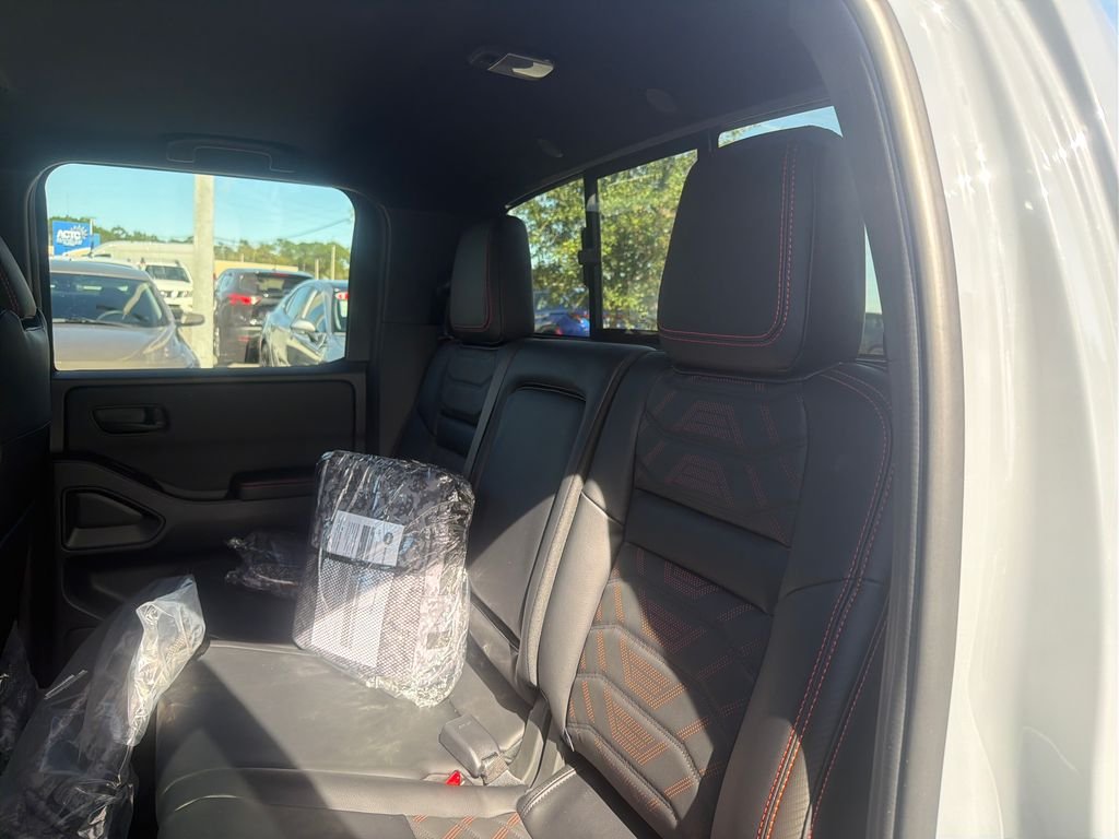 New 2026 Nissan Frontier PRO-4X 4D Crew Cab