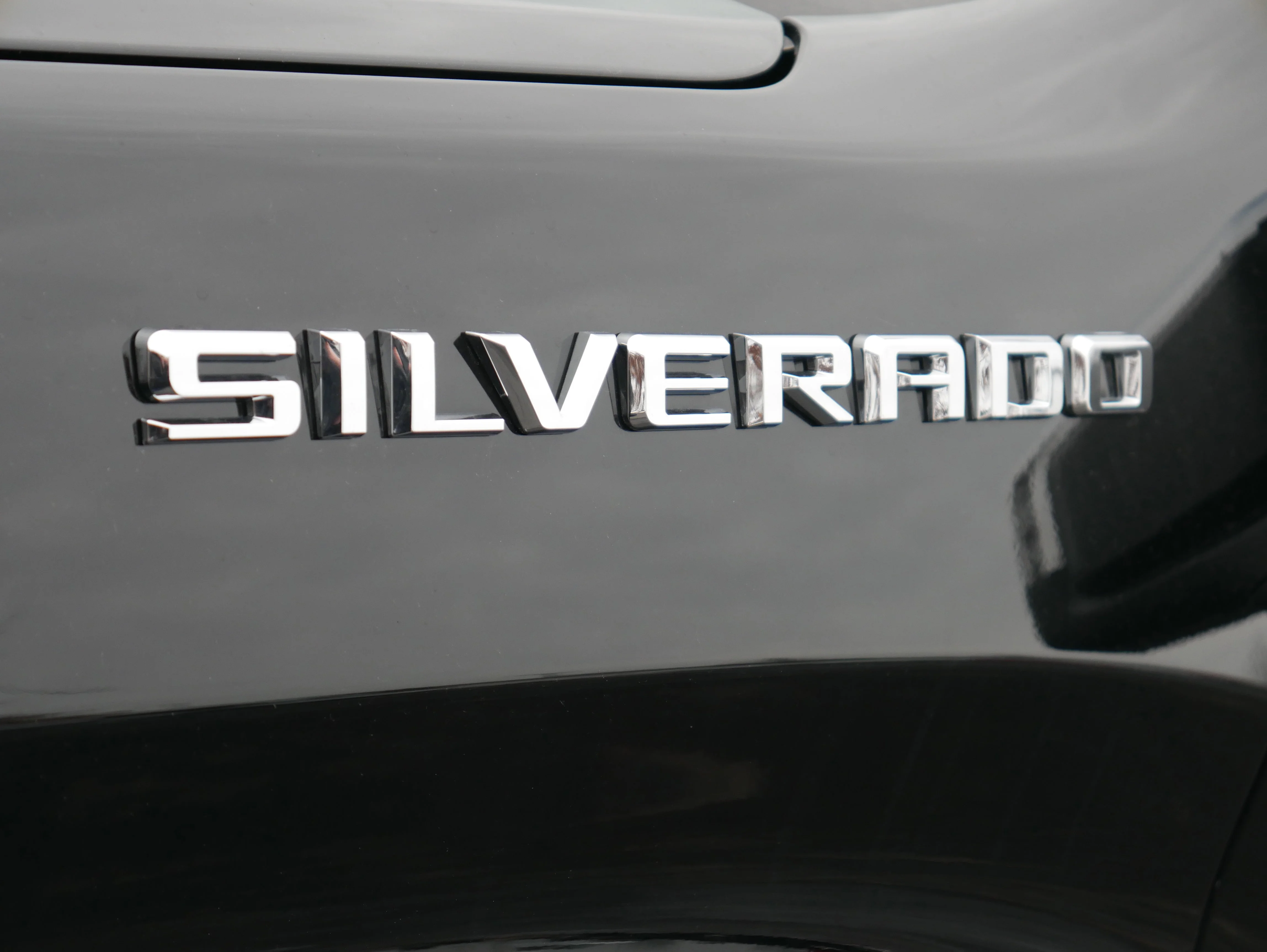2023 Chevrolet Silverado 1500 LT - Photo 12