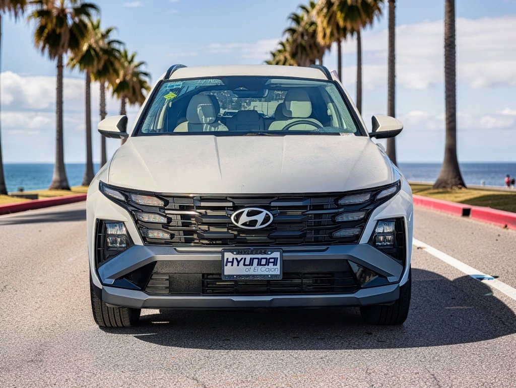 Used 2026 White Hyundai SEL image 3