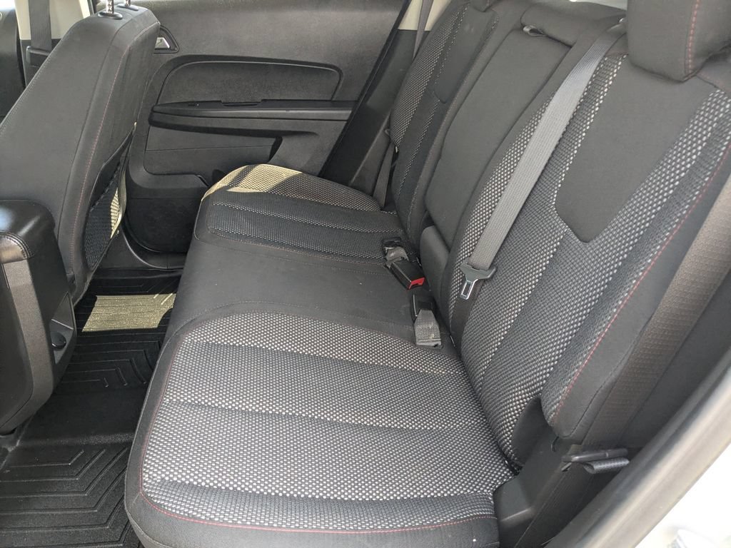 Used 2017 QUICKSILVER METALLIC GMC SLE image 14