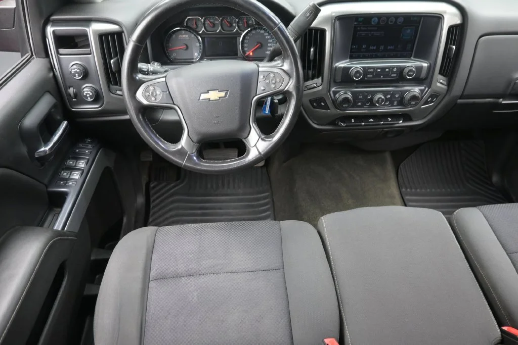 Used 2018 Red Chevrolet LT image 14