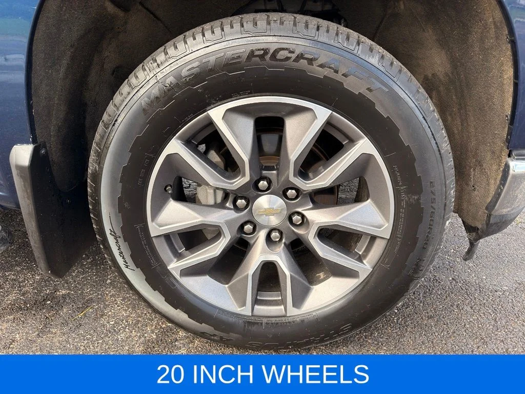 Used 2020 Blue Chevrolet LT image 5