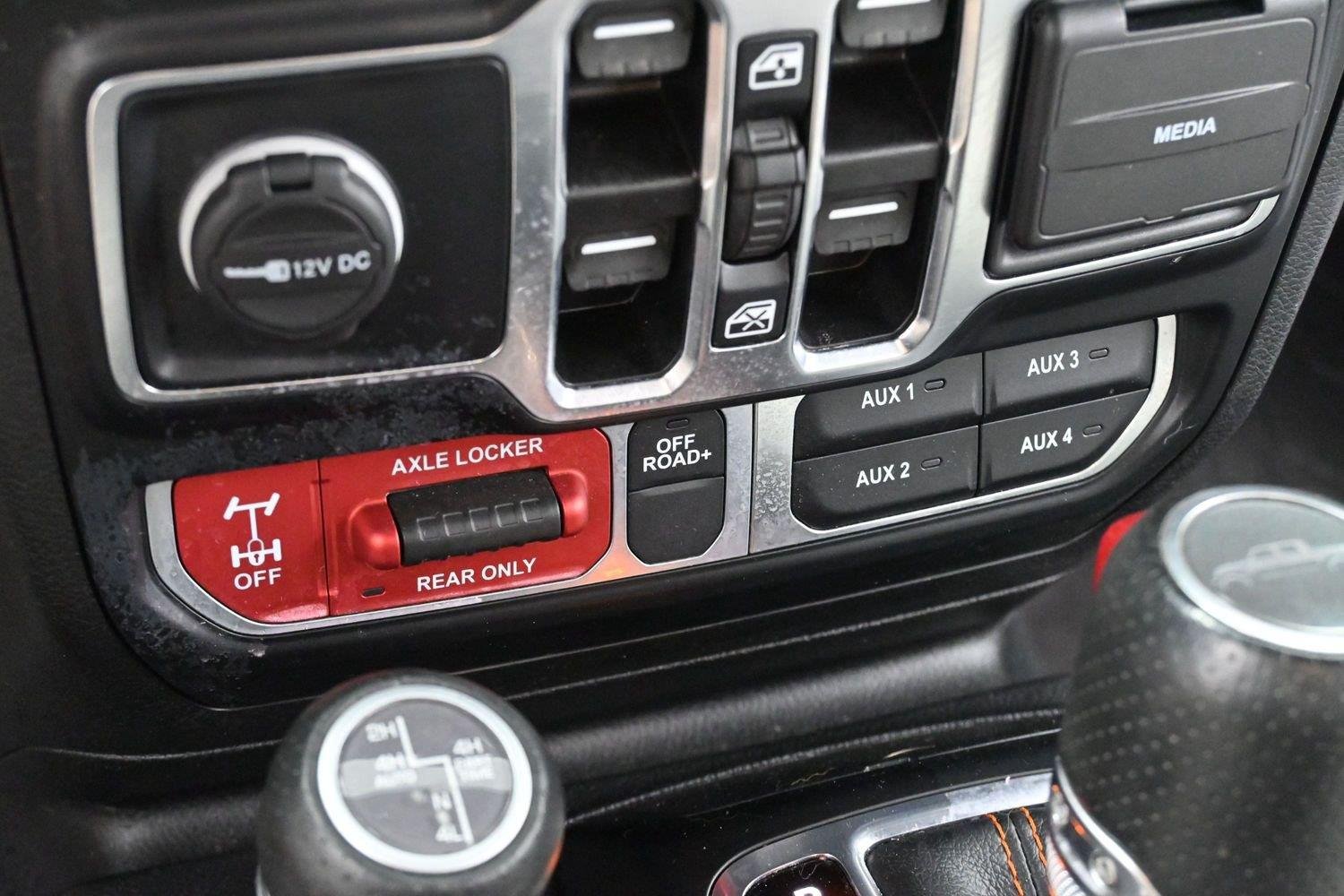 Used 2022 Limited Edition Gobi Clearcoat Jeep Mojave image 24