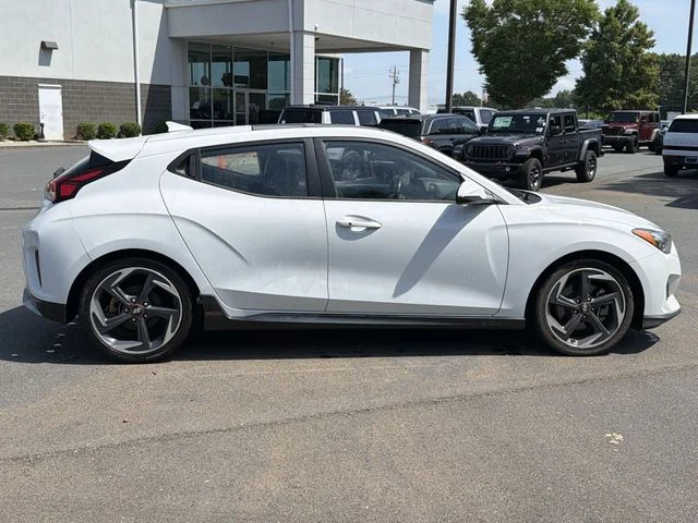 Used 2019 White Hyundai Turbo image 14