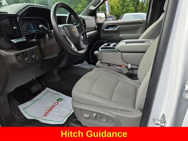 Used 2025 Summit White Chevrolet LT image 11