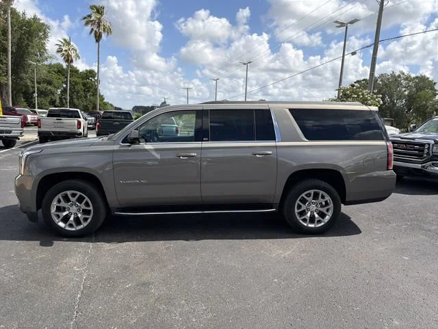 Used 2019 PEPPERDUST METALLIC GMC SLT Standard Edition image 8