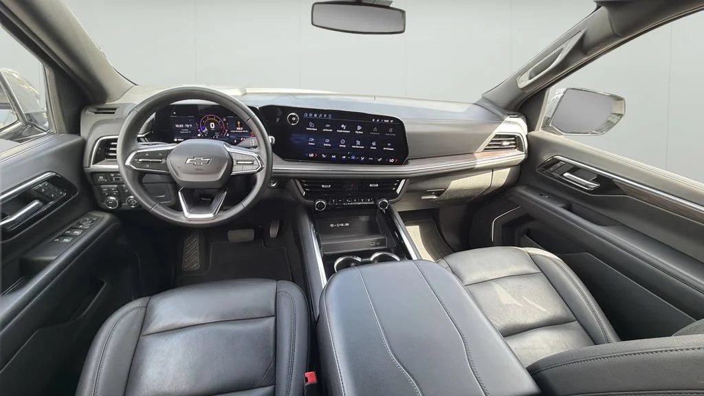 Used 2025 Sterling Gray Metallic Chevrolet Z71 image 19
