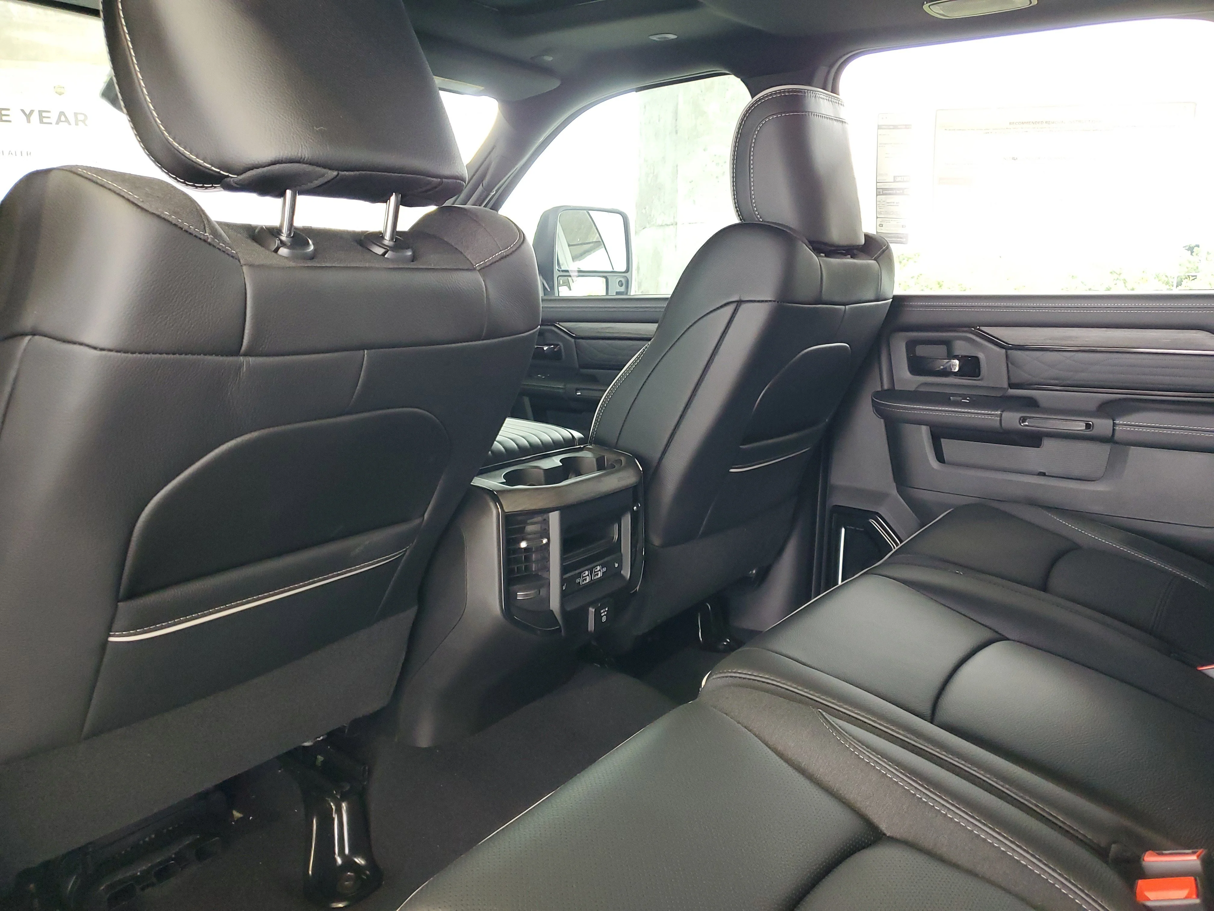 2025 RAM 2500 Limited - Photo 9