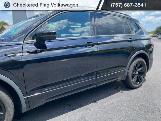 Used 2023 Deep Black Pearl Volkswagen 2.0T SE R-Line Black image 3