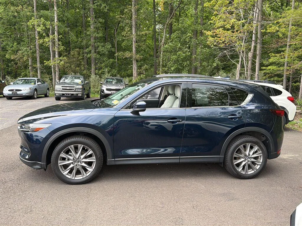Used 2020 Deep Crystal Blue Mica Mazda Grand Touring image 11