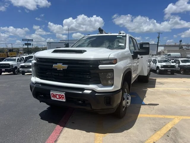 New 2025 Summit White Chevrolet Work Truck image 4
