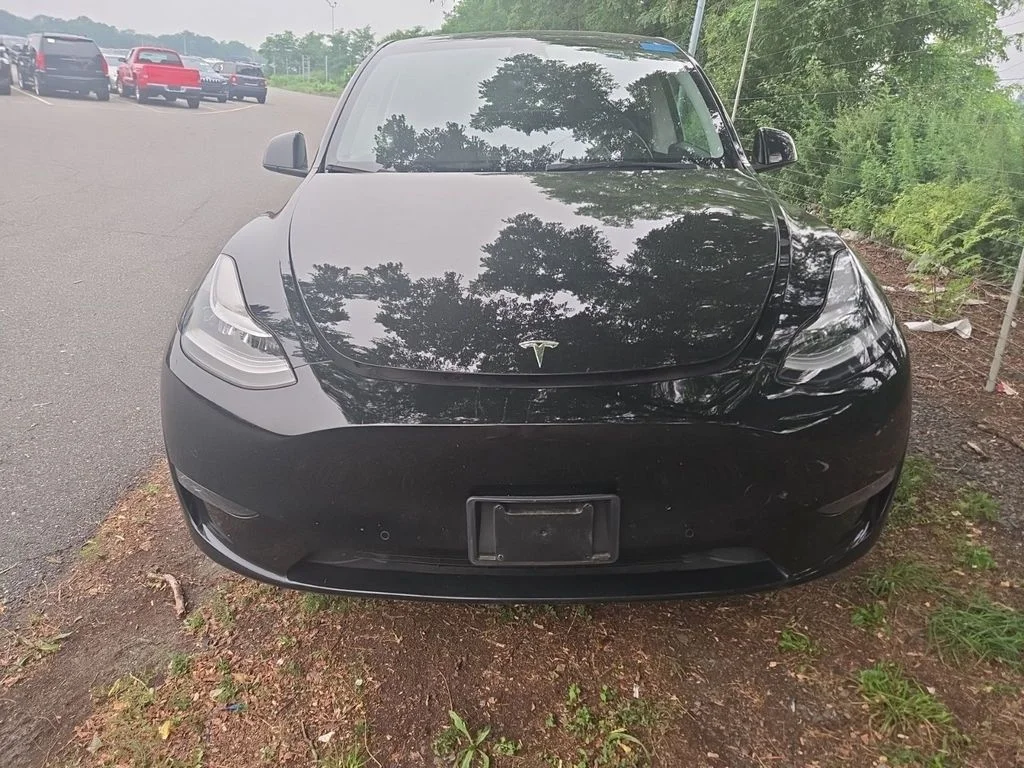 Used 2022 Tesla Model Y Long Range with VIN 7SAYGDEE8NF390660 for sale in Bedford, OH