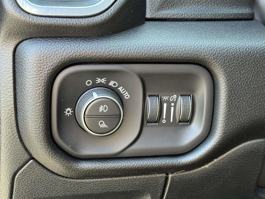 Used 2023 Black Ram Laramie image 27