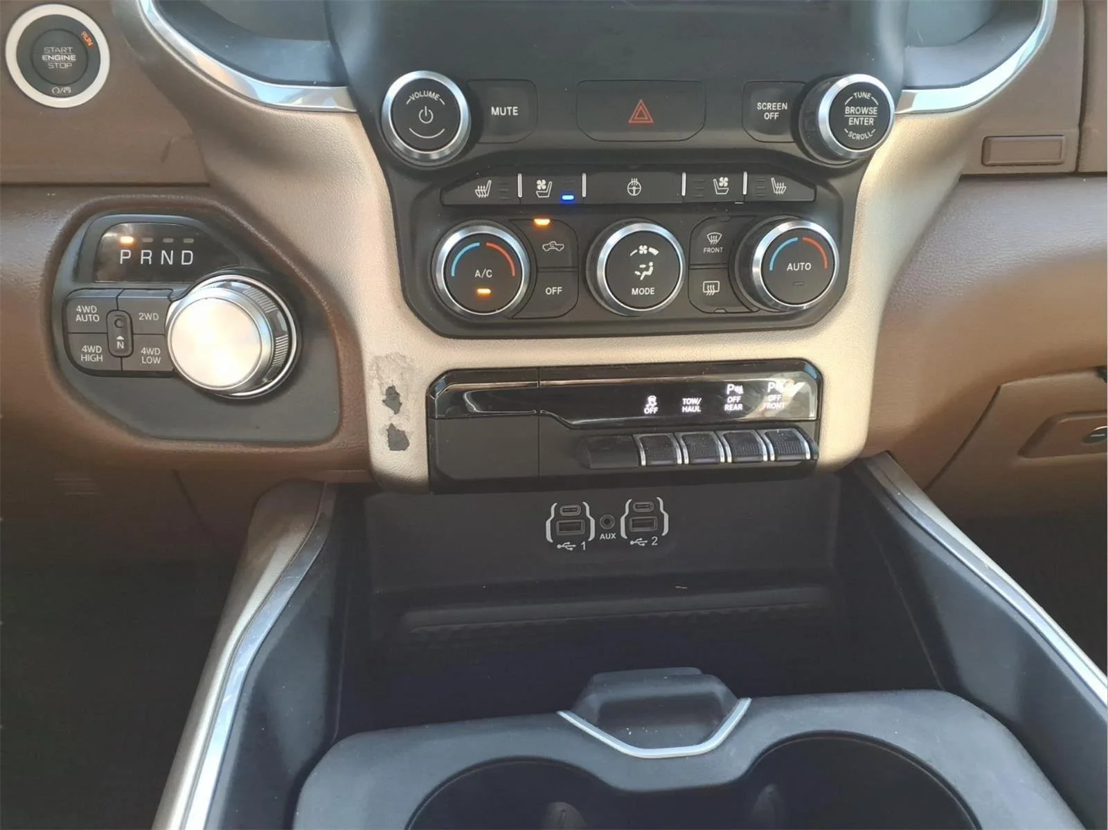 Used 2021 Bright White Clearcoat Ram Laramie image 21