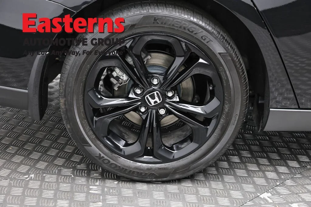 Used 2025 Black Honda SE image 29