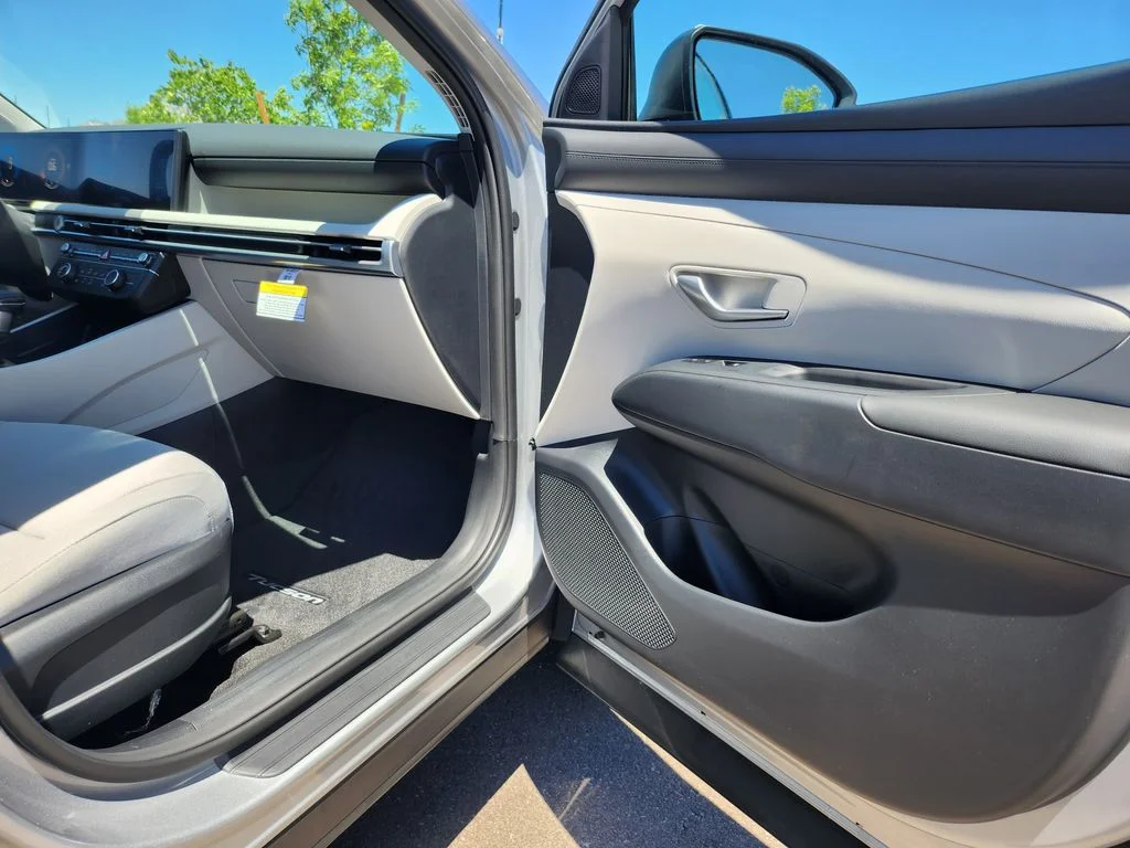 New 2026 Silver Hyundai SE image 23