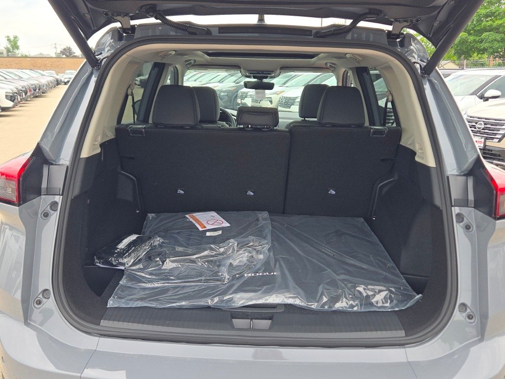 New 2026 Gray Nissan Dark Armor image 17