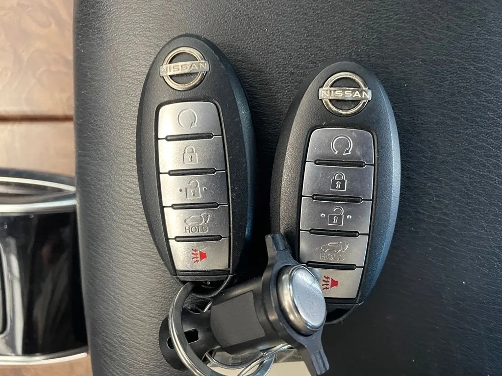 Used 2023 Gray Nissan SL image 19