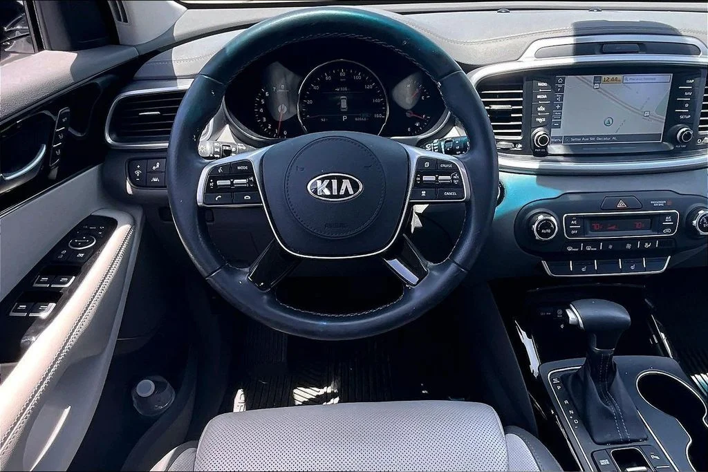 Used 2020 White Kia SX image 8