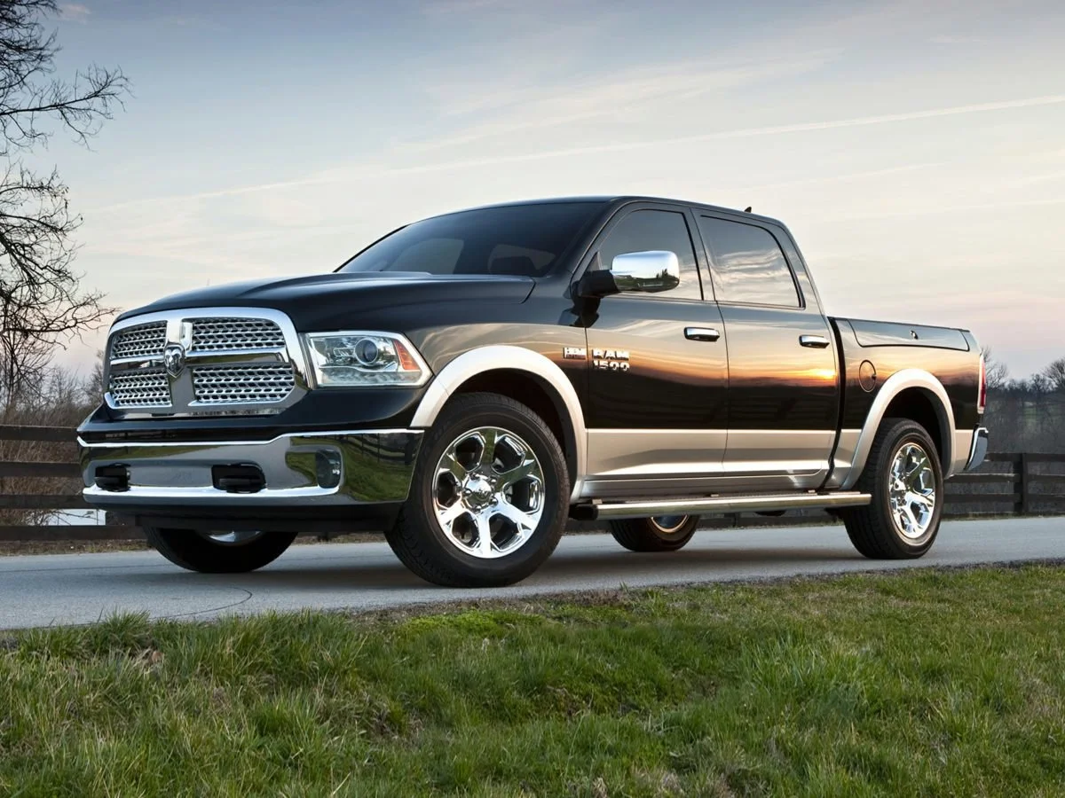 2016 RAM 1500 Tradesman 4x4 Quad Cab 6'4's photo