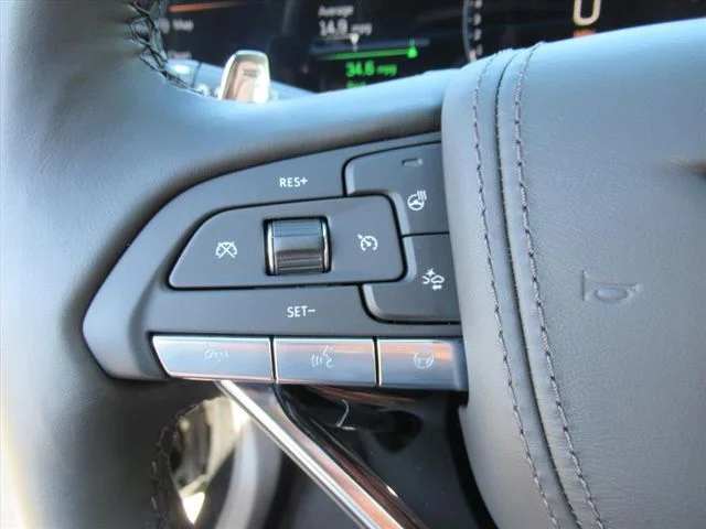 Used 2025 Black Cadillac Premium Luxury image 23