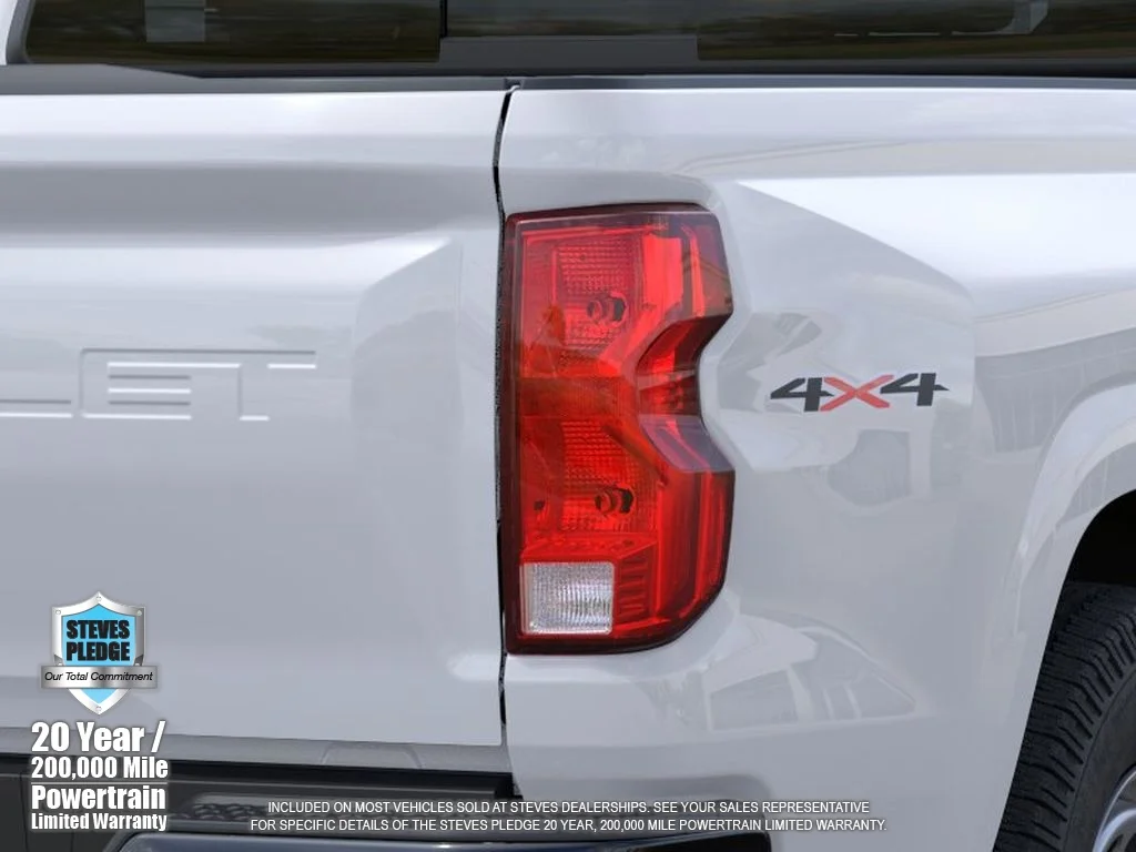New 2026 Summit White Chevrolet WT image 11