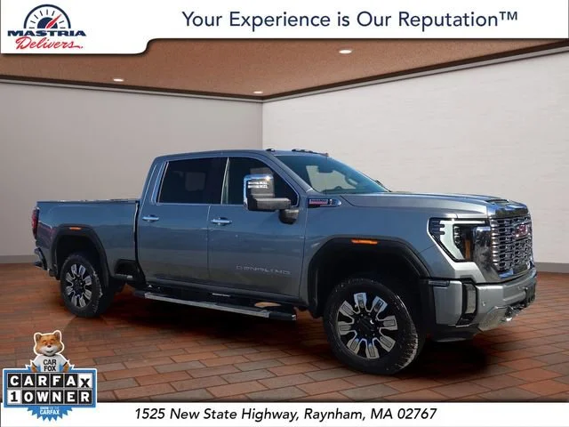 2024 GMC Sierra Denali 4WD Crew Cab Standard Box's photo