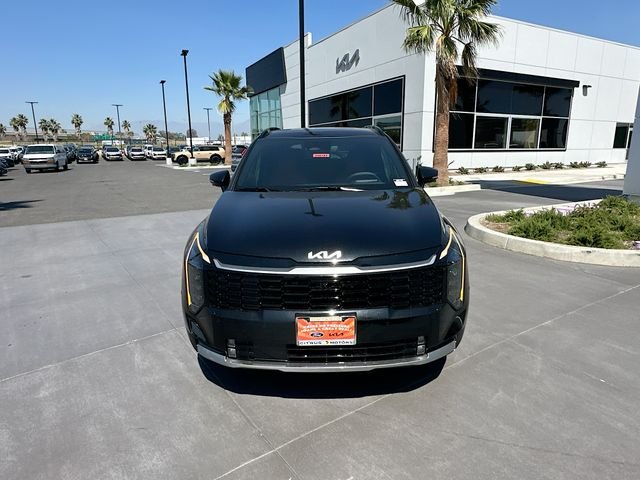 Used 2026 Fusion Orange Kia LX image 2
