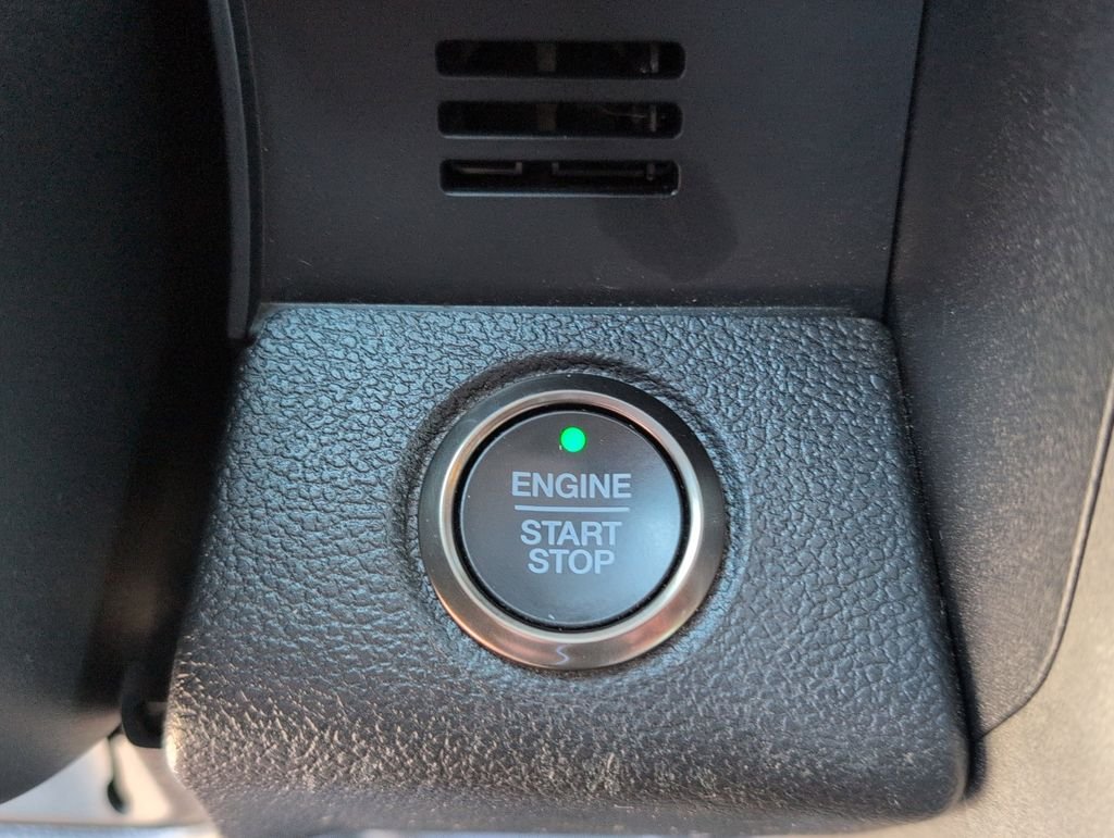 Used 2020 White Ford Raptor image 17