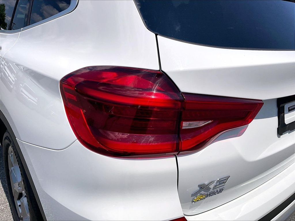 Used 2020 Alpine White BMW xDrive30i image 31