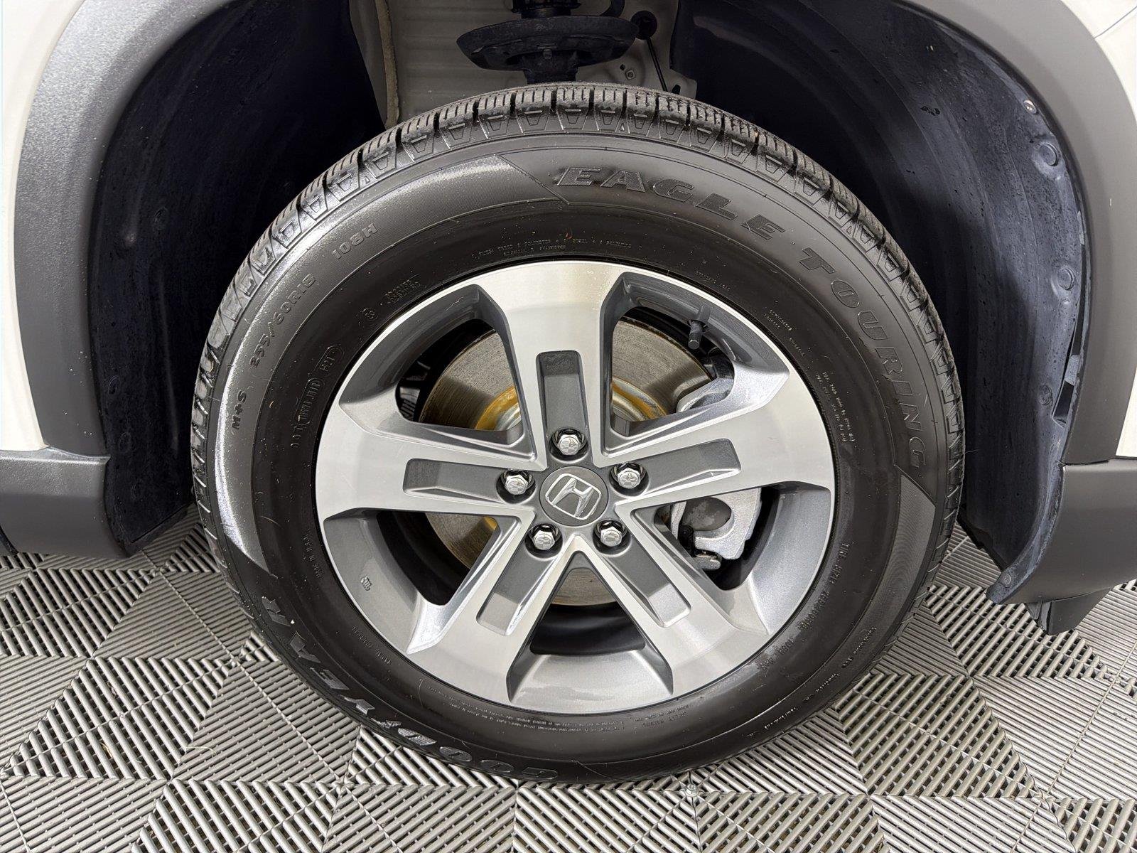 2025 Honda Pilot EX-L - Photo 10