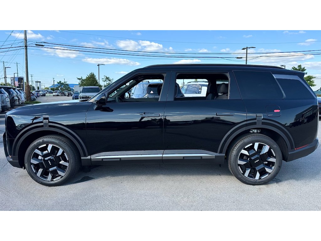 New 2027 Ebony Black Kia S image 28