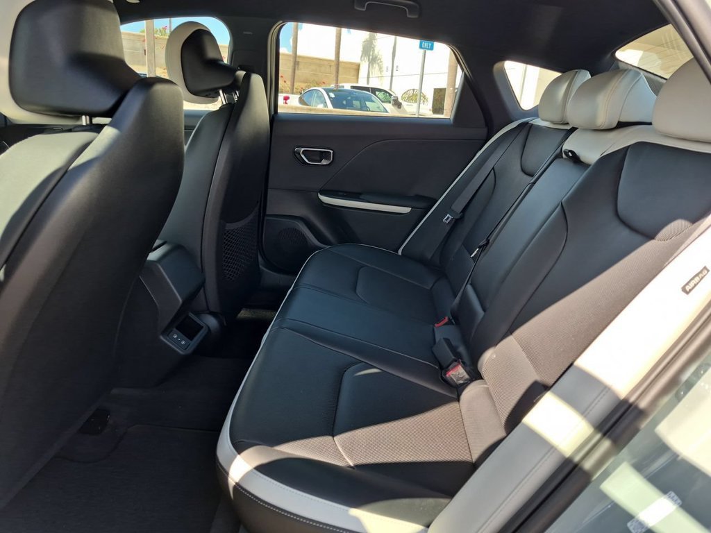 New 2027 Morning Haze Kia GT-Line image 25