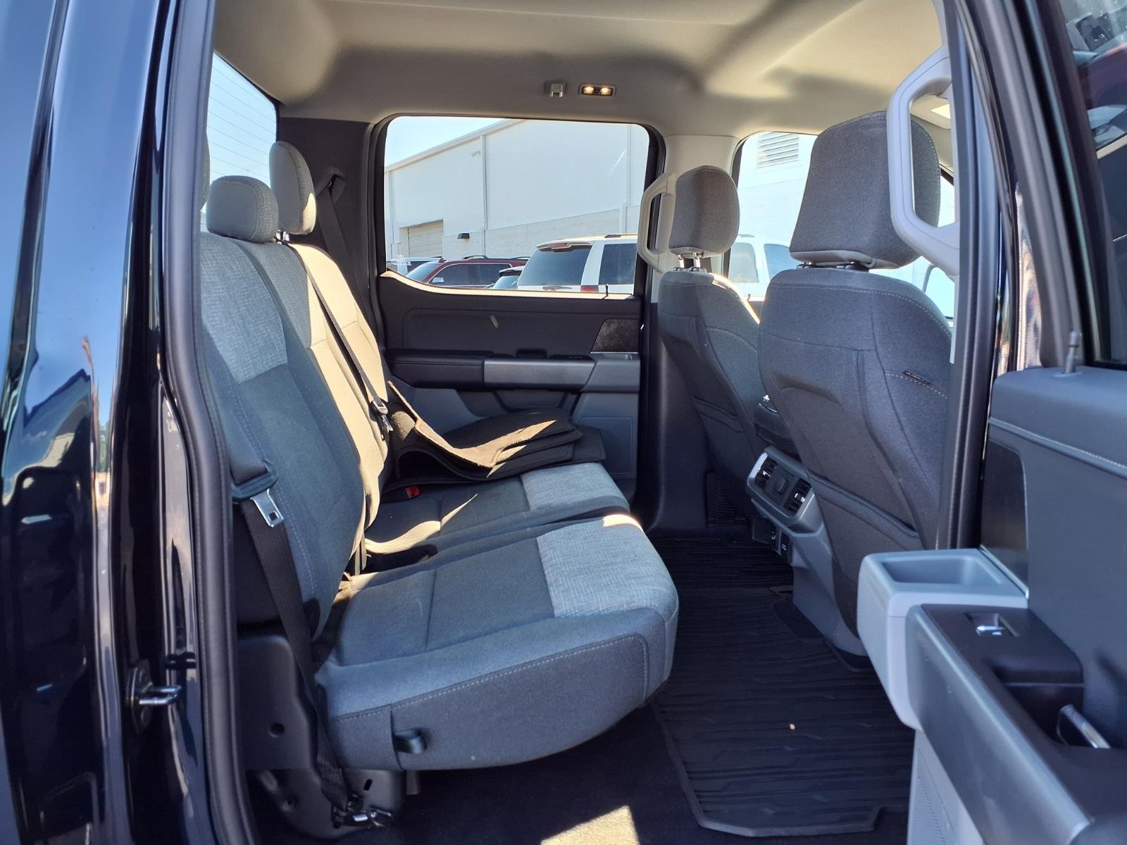 Used 2022 Blue Ford XLT image 26
