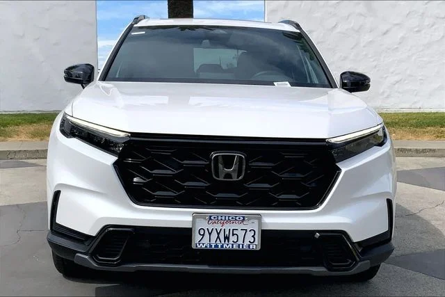 Used 2026 Platinum White Pearl Honda Sport image 3