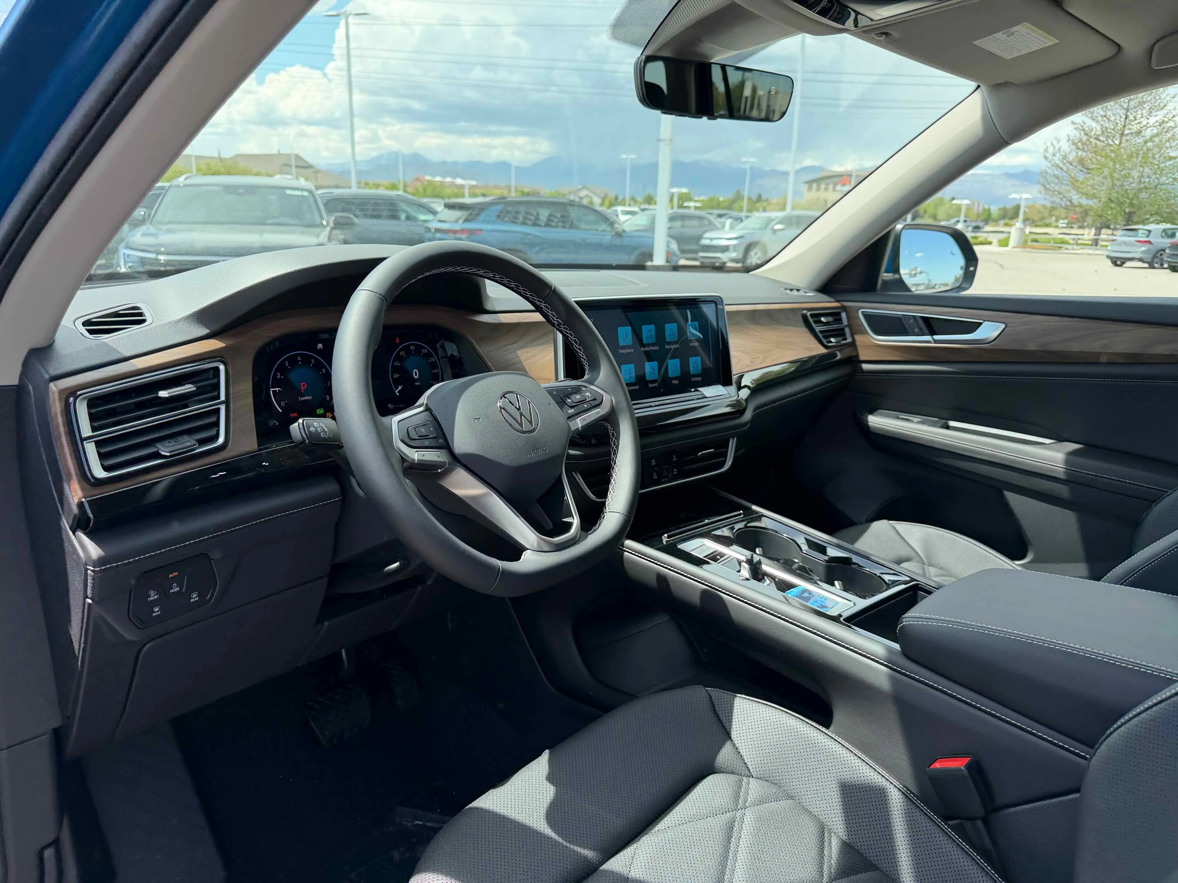 New 2026 Blue Volkswagen 2.0T SE w/Technology image 3